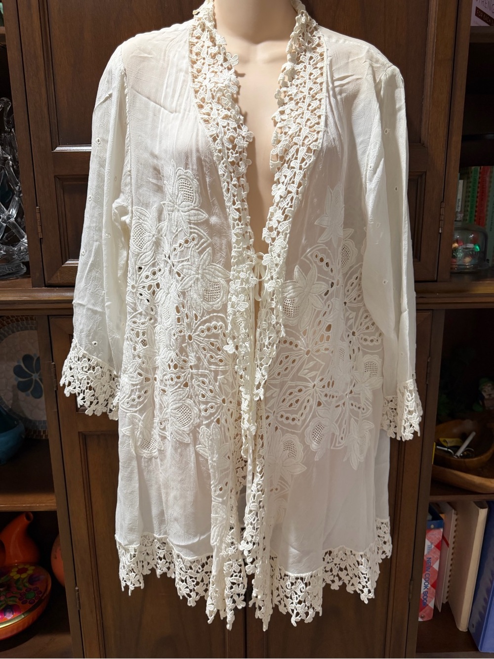 Johnny Was Cream Crochet-Trim Open Front Lace Kimono